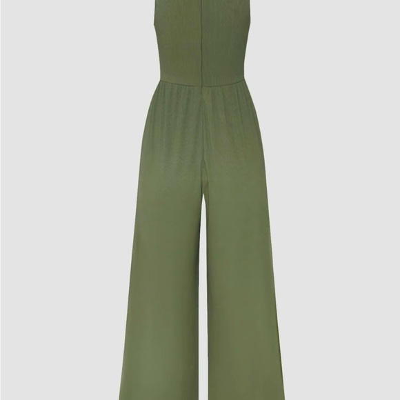 Army Green Women’s Sleeveless Tank Wide-leg Jumpsuit w Pockets and zipper back - Picture 2 of 8